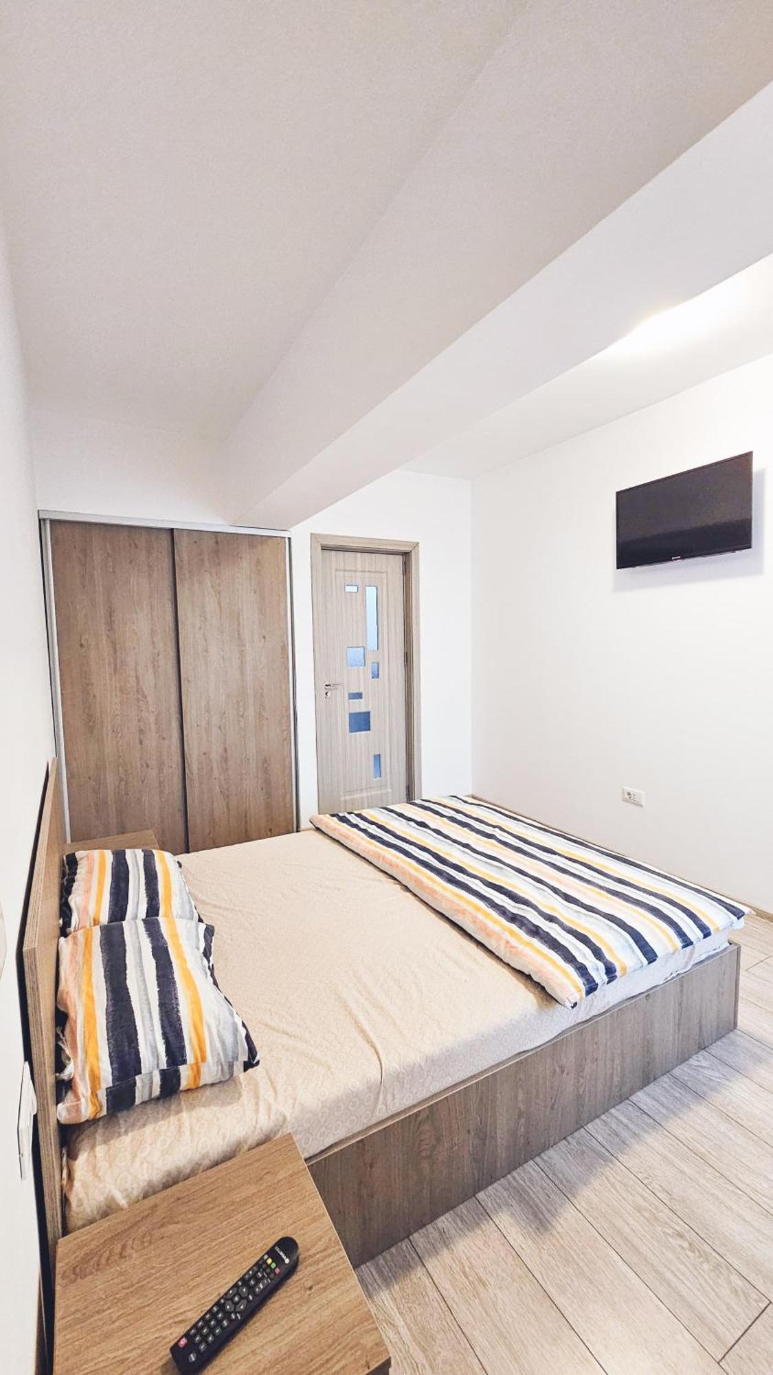 Apartament Dem Radulescu 3 Camere! Râmnicu Vâlcea Εξωτερικό φωτογραφία