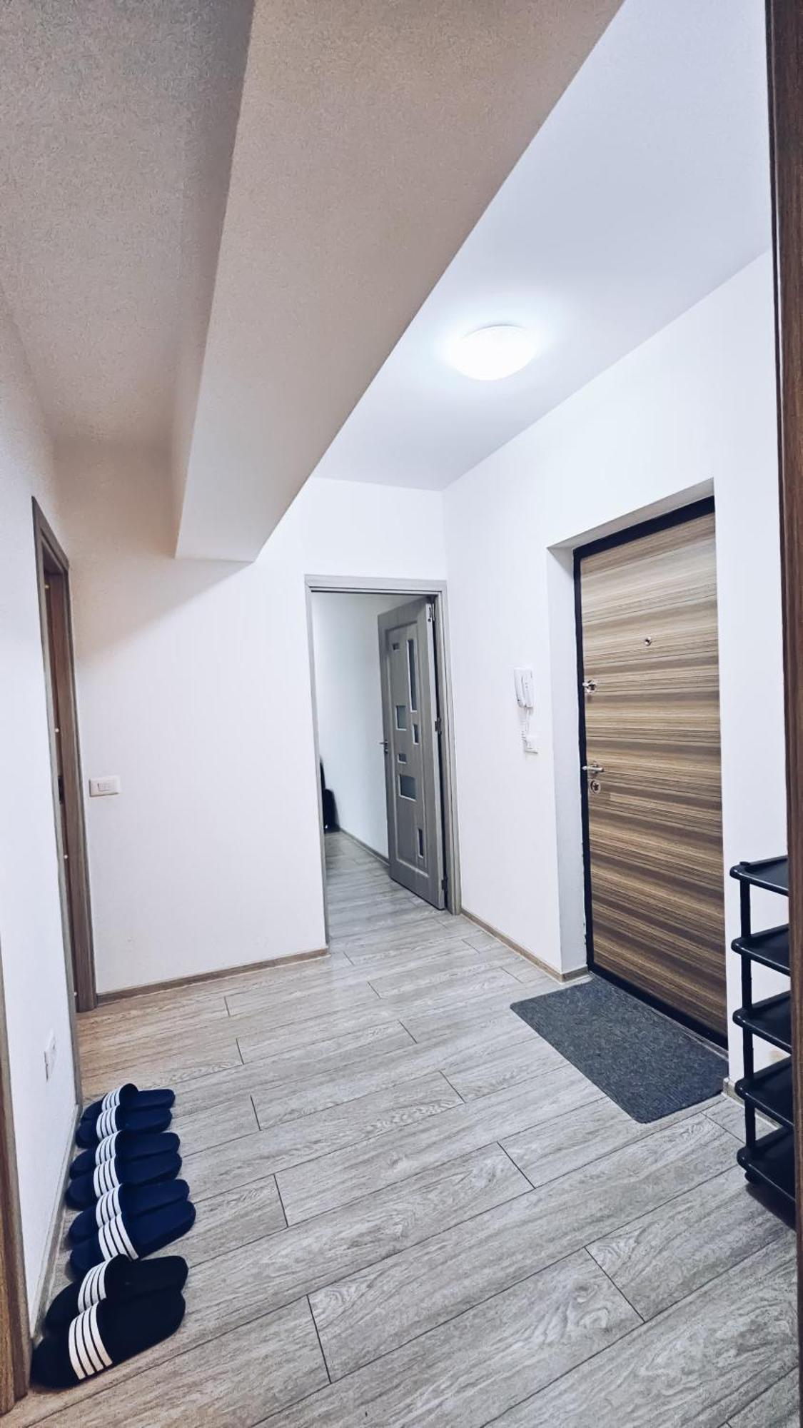 Apartament Dem Radulescu 3 Camere! Râmnicu Vâlcea Εξωτερικό φωτογραφία