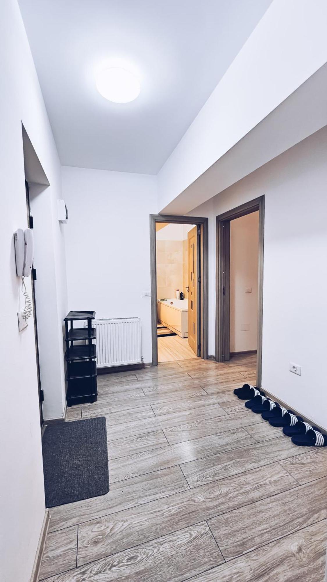 Apartament Dem Radulescu 3 Camere! Râmnicu Vâlcea Εξωτερικό φωτογραφία