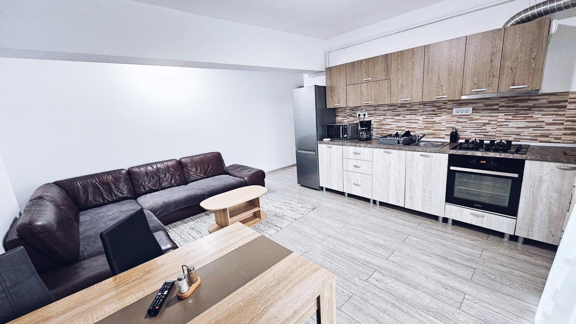 Apartament Dem Radulescu 3 Camere! Râmnicu Vâlcea Εξωτερικό φωτογραφία